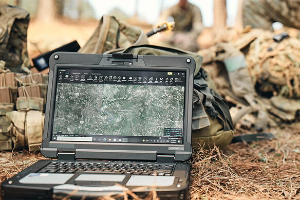 TOUGHBOOK 40 in field with Soldier backpacks and gear