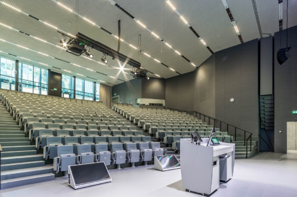 panasonic_lecture_capture_projector_ptz_camera_confidence_monitor_presentation_display_classroom_lecture_hall_solution