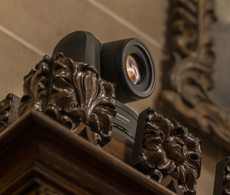 unobtrusive_remote_broadcast_camera_for_city_council_meetings