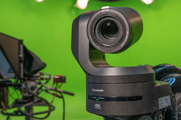 aw-ue150_virtual_studio_ar_vr_camera_positioning_tracking_for_augmented_reality_live_production-011